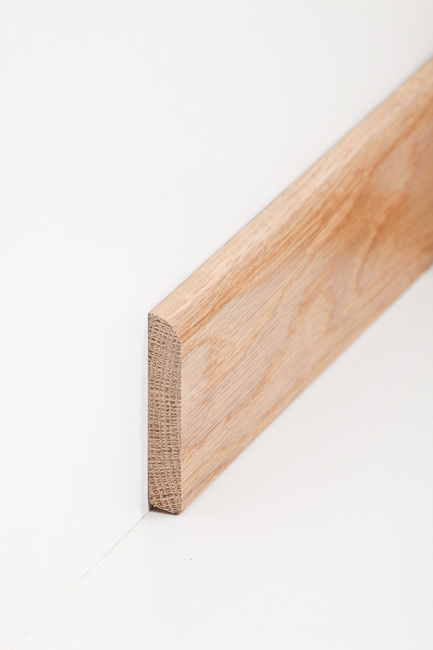 Südbrock Holz-Sockelleiste Bergeiche lackiert | 10x58 mm | abgerundete Kante