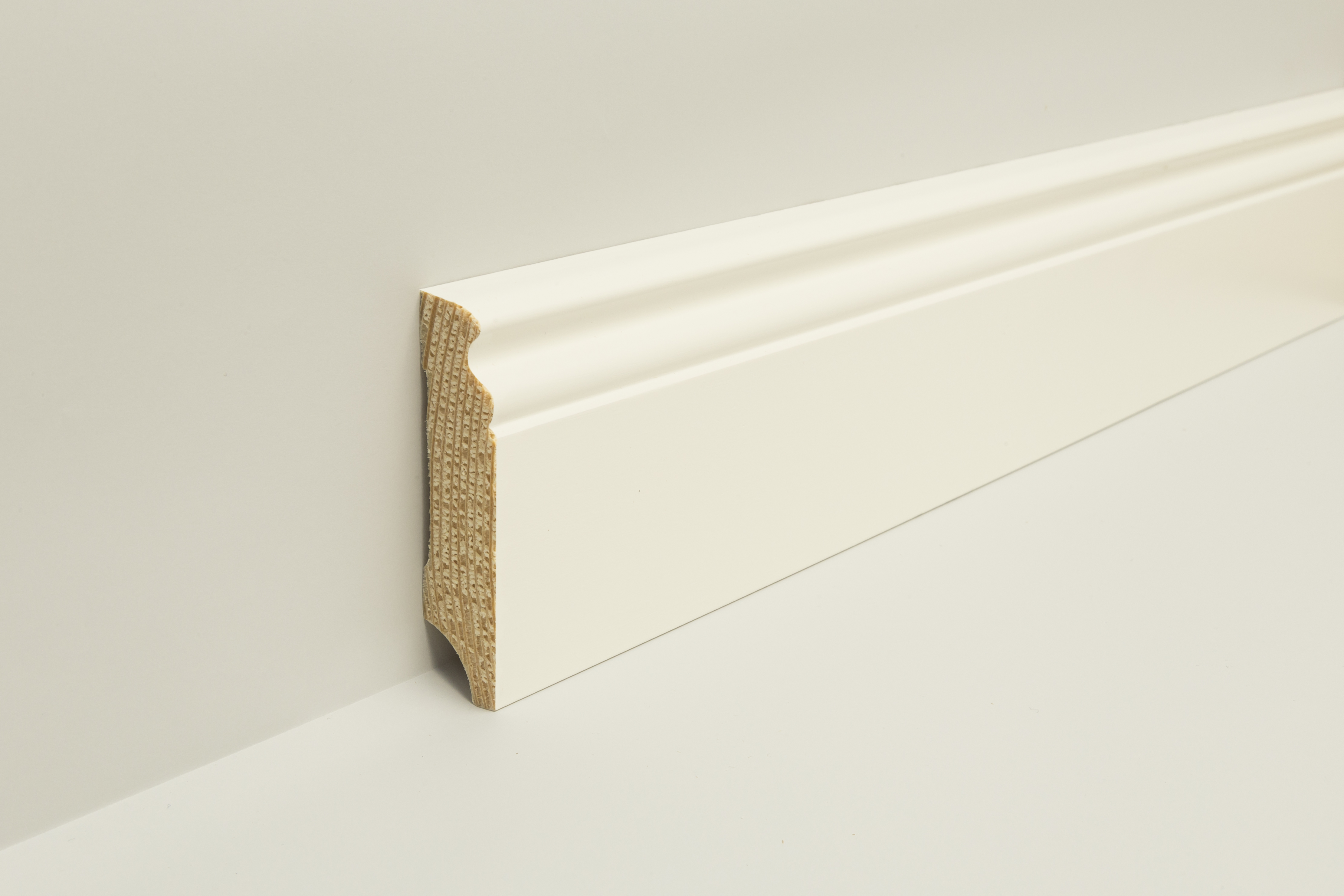 Sockelleiste Kiefer weiß lackiert (9010) WL10 18x80mm weiß PROF.#625NEU