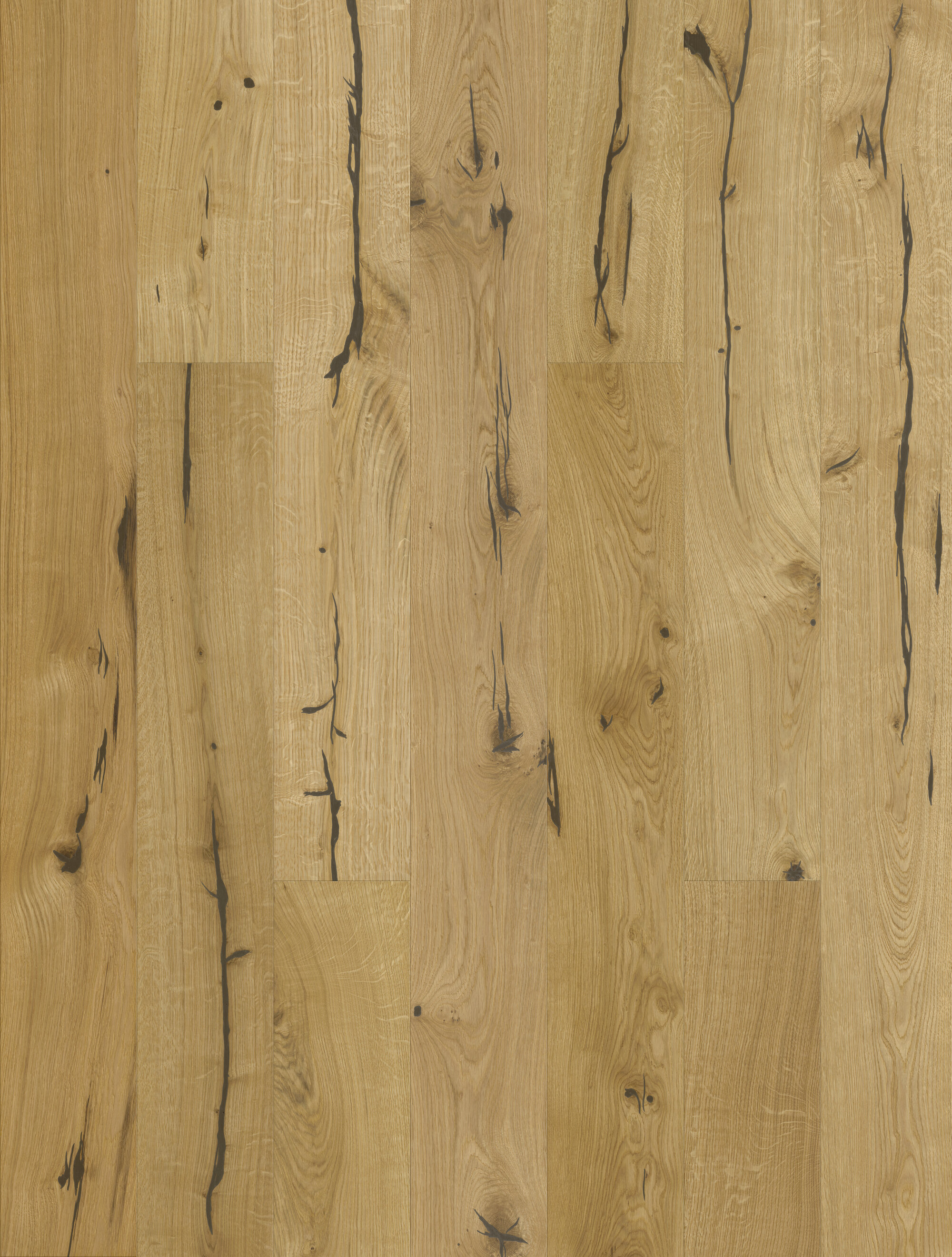 Nahaufnahme eines Eichenparketts mit charakteristischen Holzmaserungen und Astlöchern