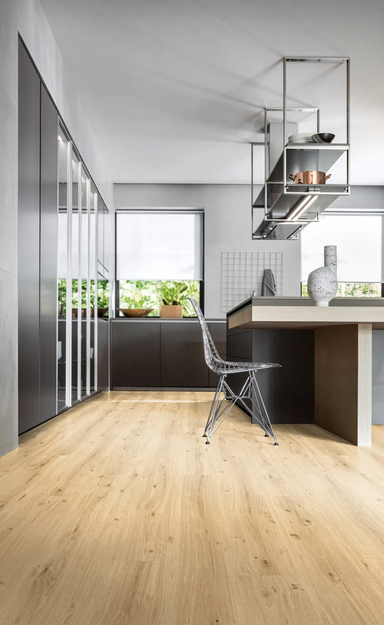 JOKA Designboden 255 Hydro Wood Click | 2501 Royal Oak light