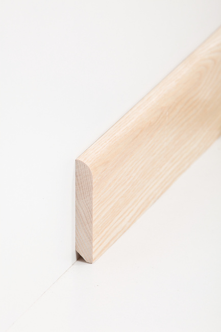 Südbrock Holz-Sockelleiste Esche lackiert | 10x58 mm | abgerundete Kante